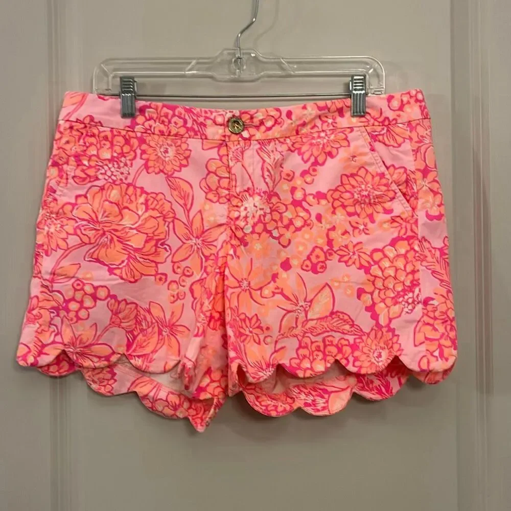 Lilly Pulitzer, buttercup, scalloped hem, shorts, days, bloom, size 10